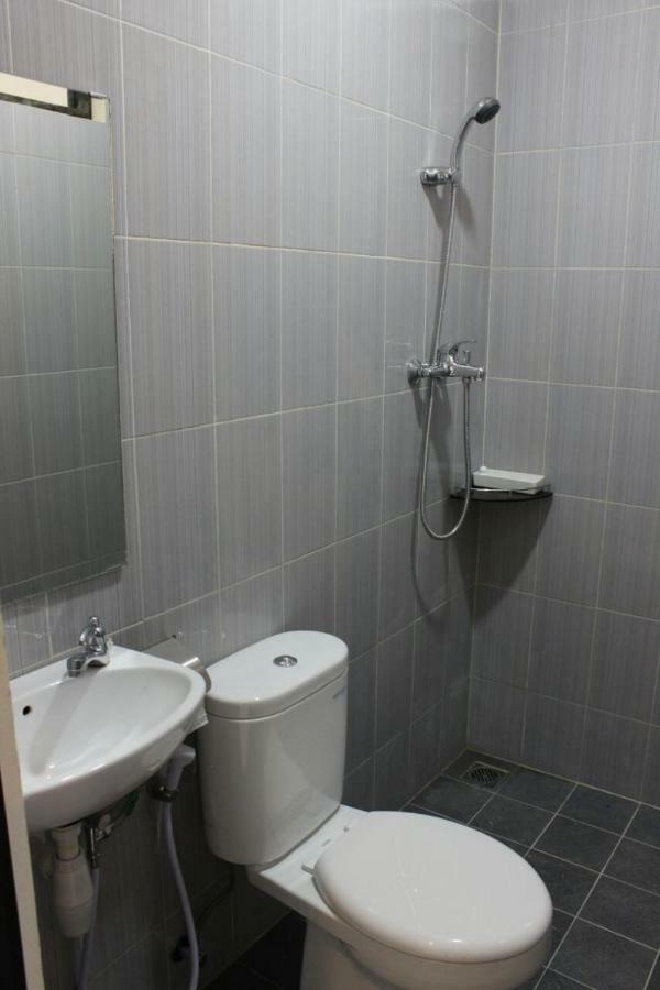 Amerta Giri Guest House Вонособо Экстерьер фото